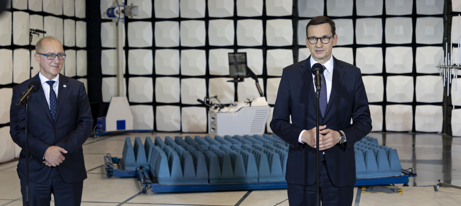 Prof. Arkadiusz Wójs i premier Mateusz Morawiecki