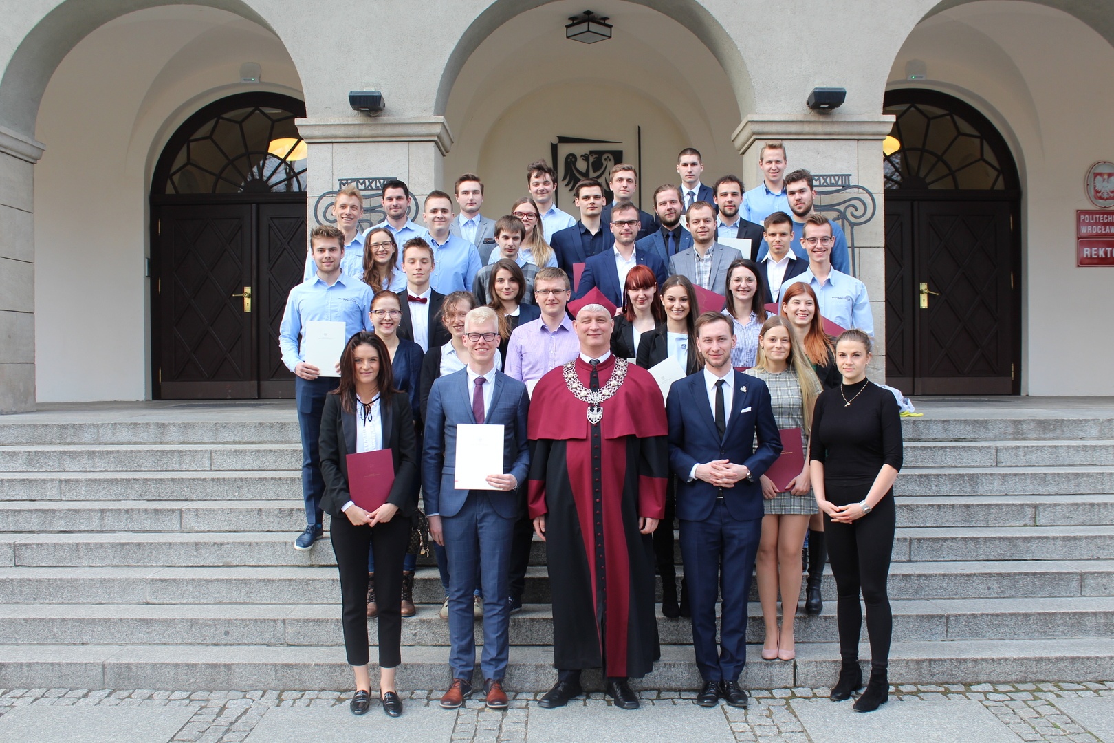 wreczenie_stypendiow_ministra__wybitnym_studentom_i_doktorantom.jpg