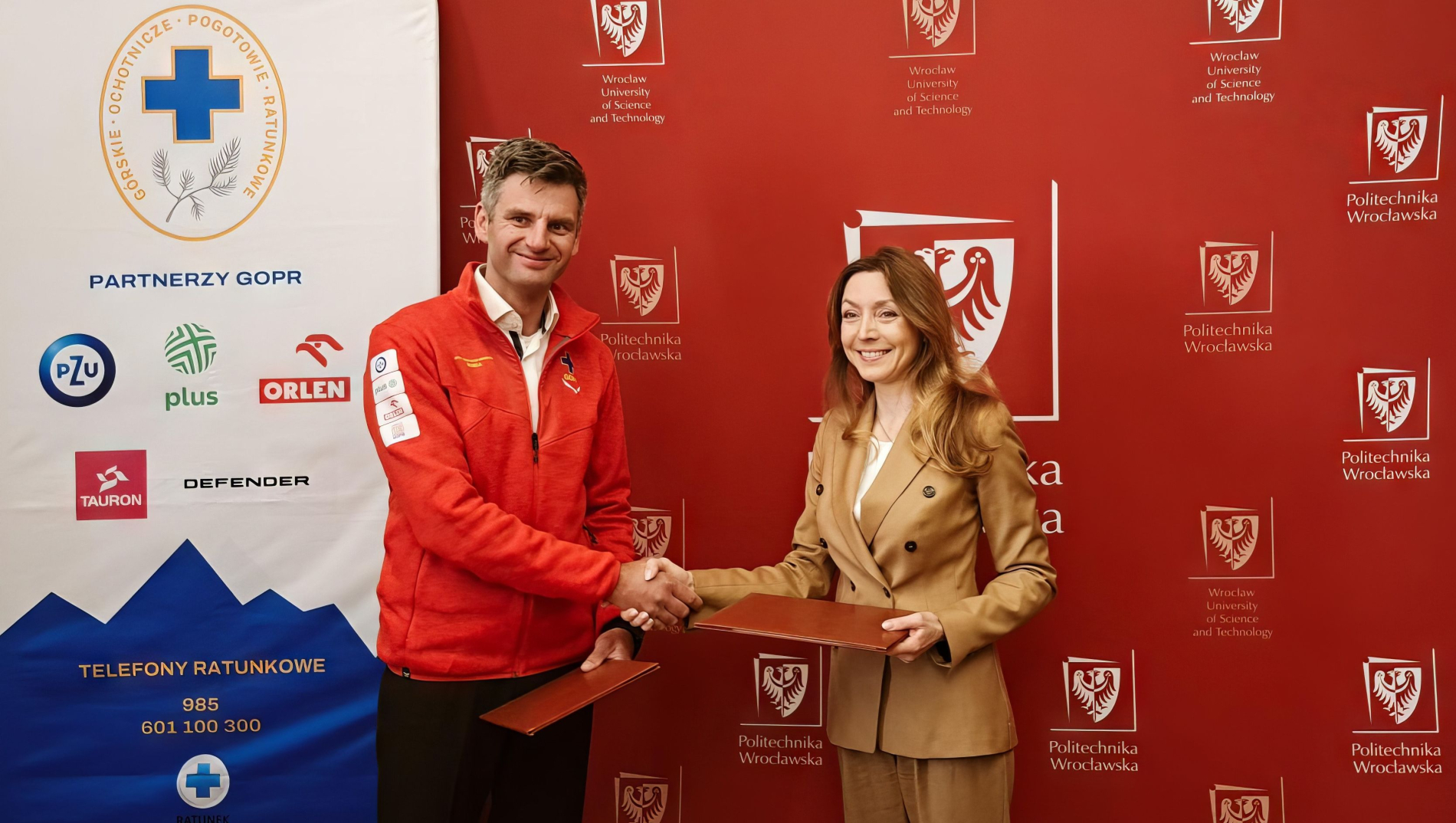 Jakub Koziński i prof. Renata Krzyżyńska - zdjęcie