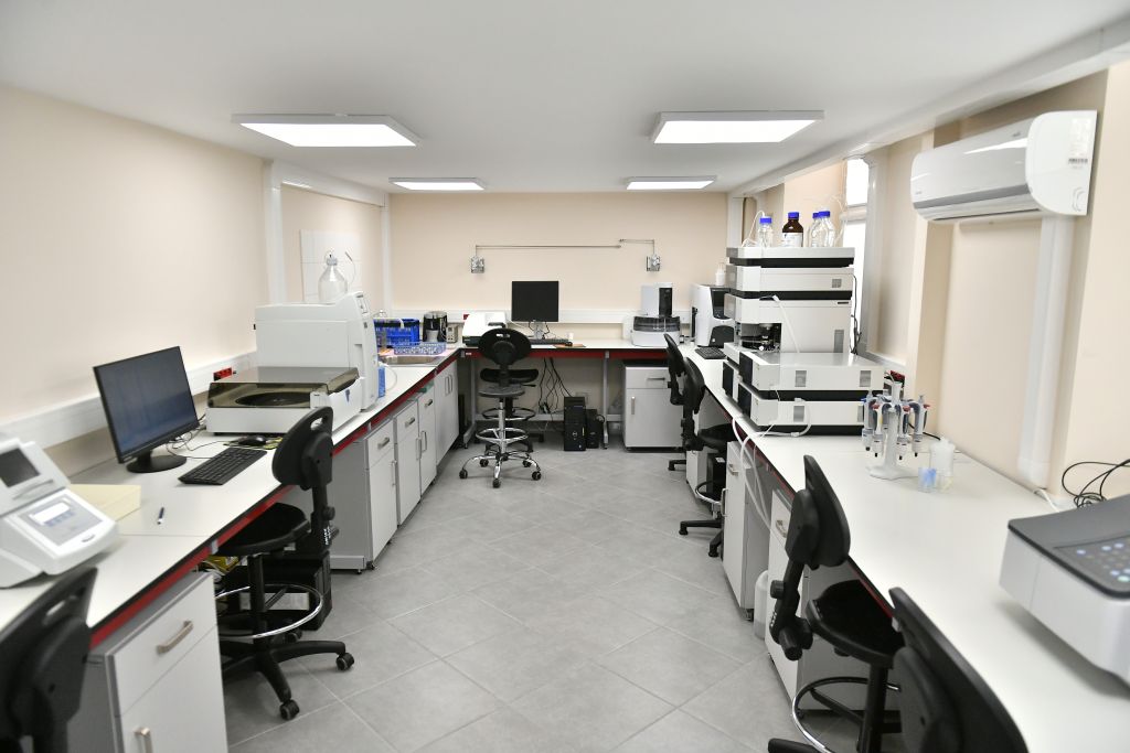 laboratorium_analityczne_2.jpg