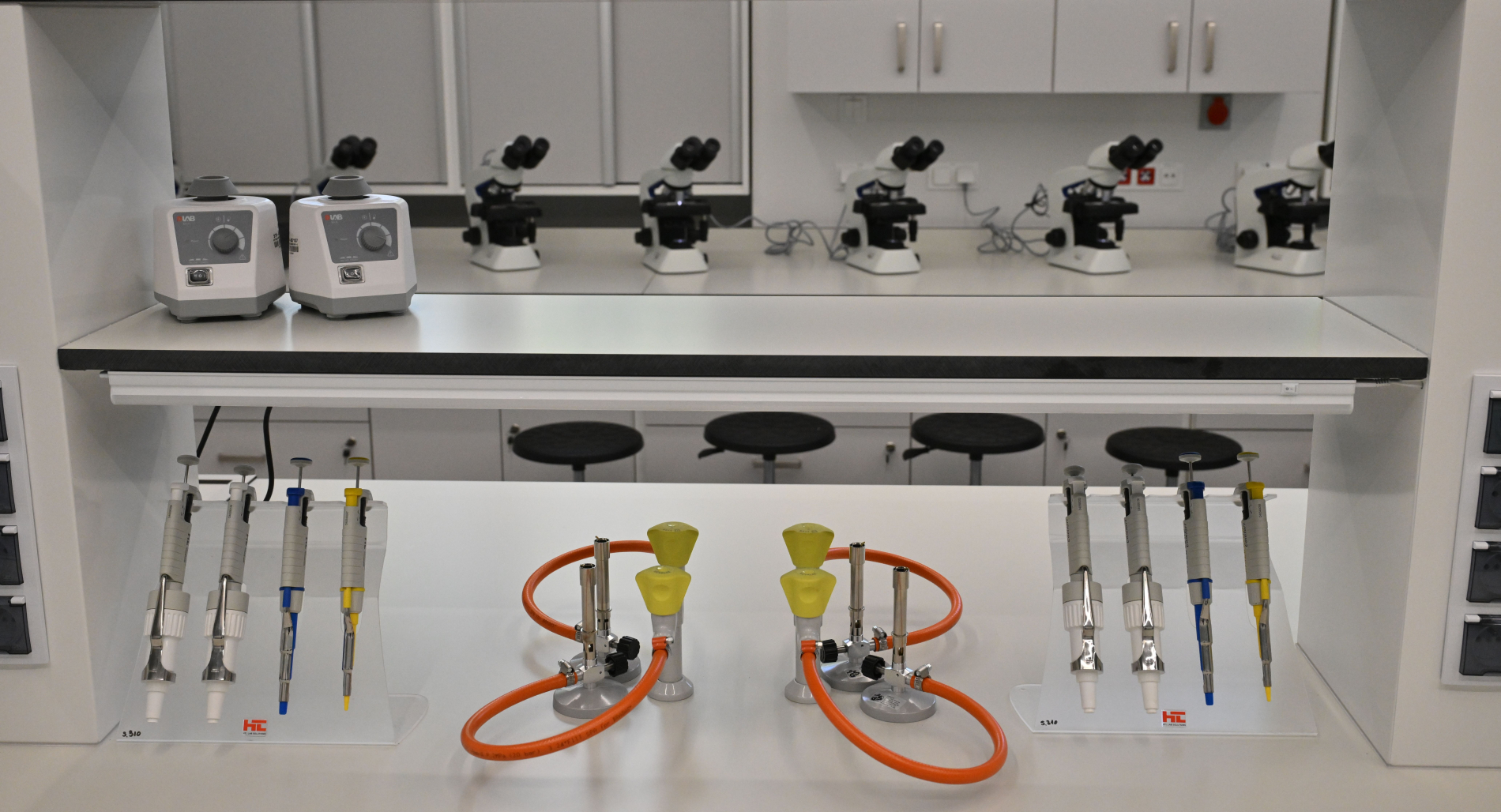 Sprzęt laboratoryjny - zdjęcie