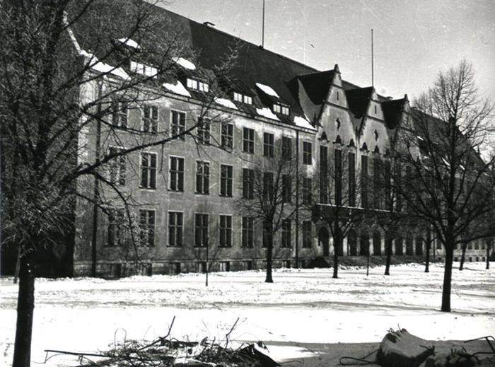 gmach_1946.jpg